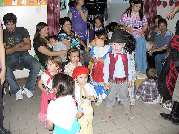 FOTO: Nuestros niños en el Día de la Tradición