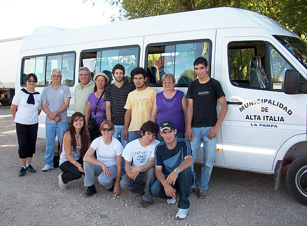 FOTO: visita de delegación de escuela de Alta Italia