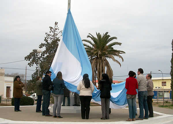 FOTO: Se conmemoró el aniversario de la muerte del Gral. San Martín