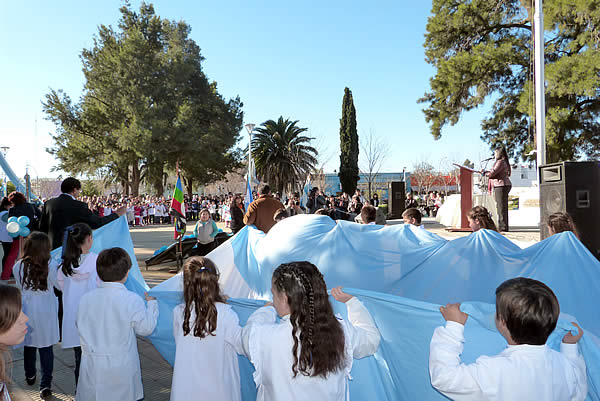 Acto Oficial del Día de la Bandera