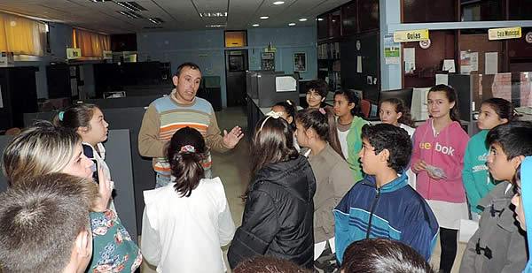 Alumnos de 6º grado visitan el municipio