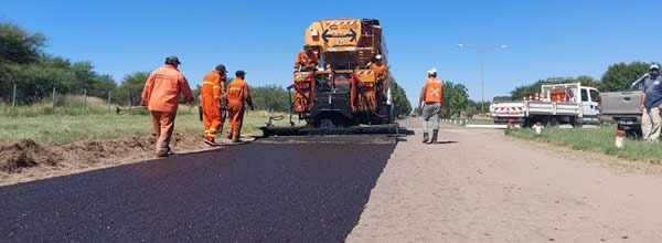 repavimentación de la Avenida Agustín Borthiry